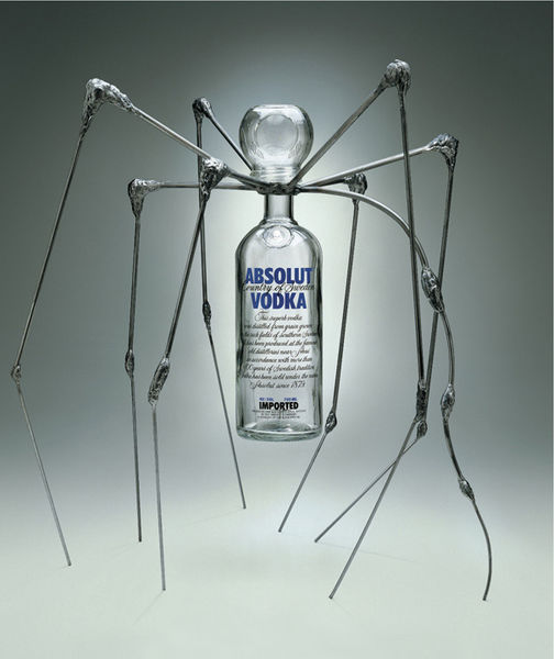 Луиз Буржуа. Absolut Bourgeois. 2004. © V&S Vin & Sprit AB 2004 / Louis Bourgeois