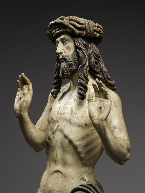 Христос, показывающий раны (фрагмент). Ок. 1515–1520. Австрия или Бавария, Германия. Раскрашенное дерево. Музей «Лувр Абу-Даби». Фото: Thierry Ollivier. © Louvre Abu Dhabi