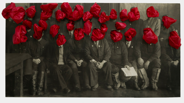 Ирина Нахова. Руководящий состав (Из проекта  «Без названия»). 2013. Смешанная техника. Courtesy Ирина Нахова